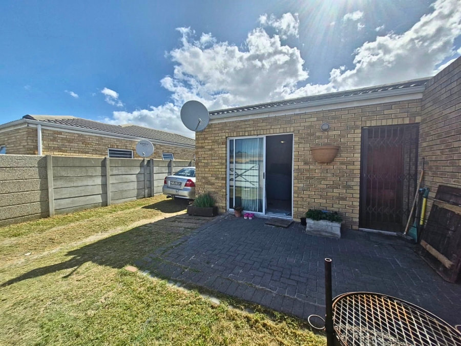 To Let 3 Bedroom Property for Rent in Jagtershof Western Cape